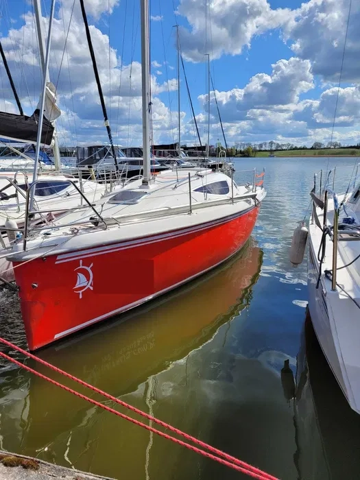 Maxus 28, żaglówka jacht żaglowy