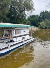 Łódź motorowa typu HouseBoat - zdjęcie 3