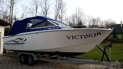 Jacht Łódz kabinowa Hatra USA V8 - zdjęcie 2