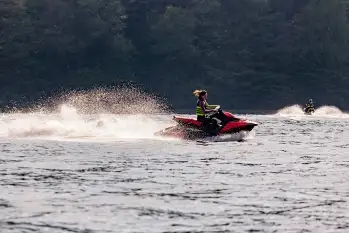 Skutery wodne Olsztyn - zdjęcie 4