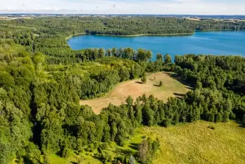piekna  3 hektarowa dzialka nad jeziorem Limajno z warunkami zabudowy - zdjęcie 2