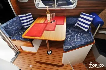 Spacerowy jacht motorowy Marim 23 - łatwy w prowadzeniu, zadbany  - zdjęcie 7