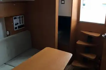 Sprzedam jacht houseboat Stillo 30 - zdjęcie 10