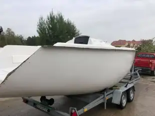 Sprzedam sklejoną skorupę Twister 26 - zdjęcie 6