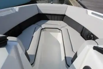 Rinker Q3 - zdjęcie 7