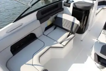 Rinker Q3 - zdjęcie 6