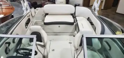 CROWNLINE E215XS - zdjęcie 7