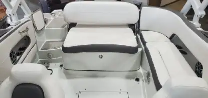 CROWNLINE E215XS - zdjęcie 6