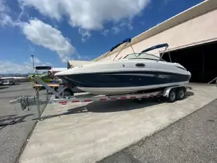 SEA RAY 260 SUNDECK - zdjęcie 10