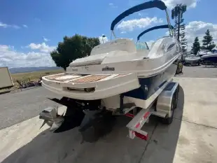 SEA RAY 260 SUNDECK - zdjęcie 9
