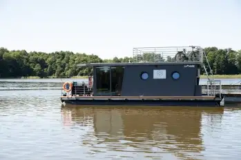 Wynajem domu na wodzie - zdjęcie 12