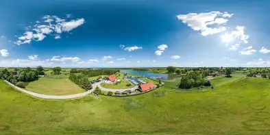 Port Millennium Żurawi Kąt, Górkło