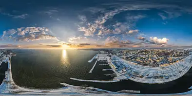 Jezioro Niegocin i Giżycko, grudzień 2022 r.