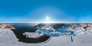 Wilkasy i jezioro Niegocin w zimowej scenerii, grudzień 2022 r.