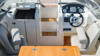 QUICKSILVER 645 ACTIV CABIN