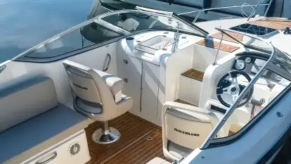 QUICKSILVER 645 ACTIV CABIN