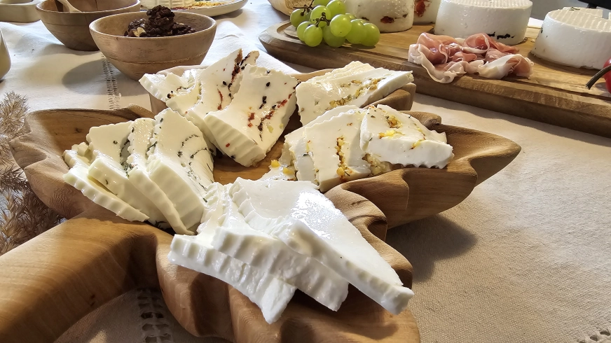 Chèvre au lait – Marta i jej mazurska opowieść o serze, pasji i kozach