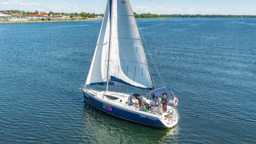 Antila 33.5 RACE