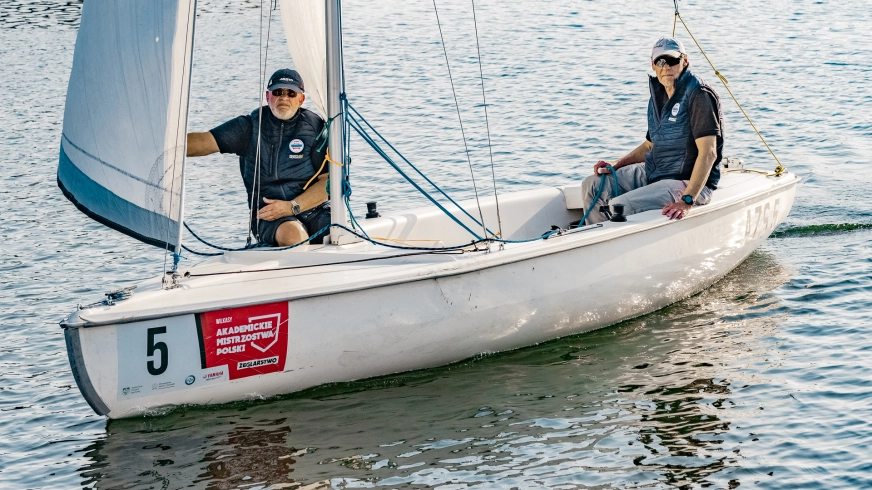Zwycięska załoga Grand Prix Warmii i Mazur 2026: Hubert Jabłoński i Tomasz Krzywosz - fot. Agnieszka Orłowska