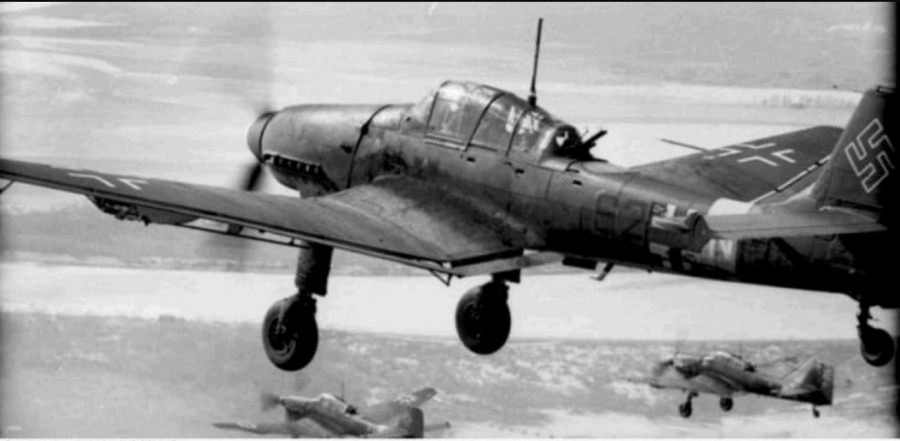 Szczątki niemieckiego samolotu odnalezione pod Olsztynkiem
