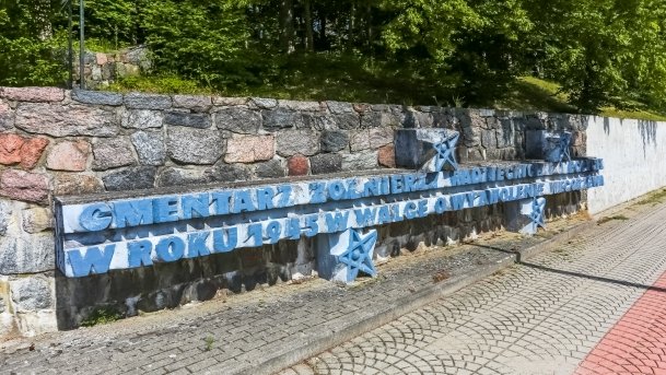 Cmentarz Żołnierzy Radzieckich - zdjęcie 1