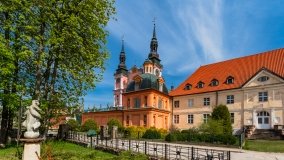 Sankturaium Maryjne Święta Lipka