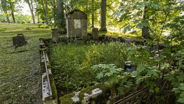 Zabytkowy Cmentarz Ewangelicki - zdjęcie 12