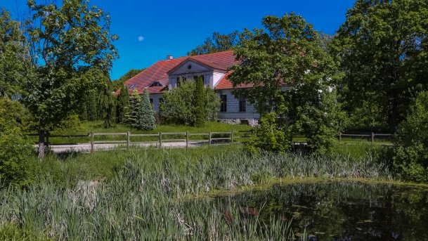 Dworek w Baranowie - zdjęcie 13