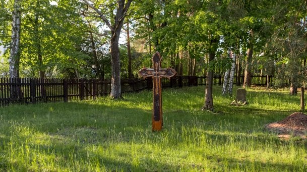 Zabytkowy Cmentarz Ewangelicki w Pieckach - zdjęcie 11