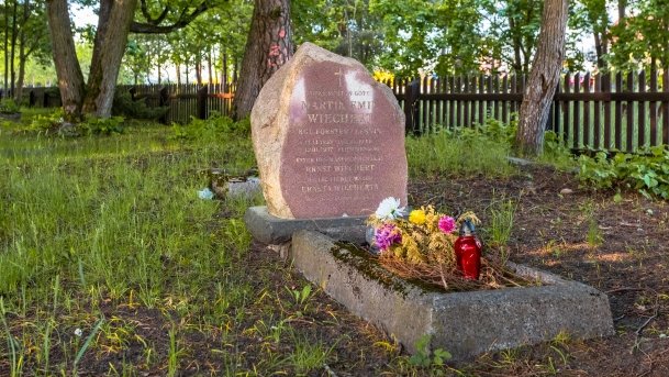 Zabytkowy Cmentarz Ewangelicki w Pieckach - zdjęcie 10