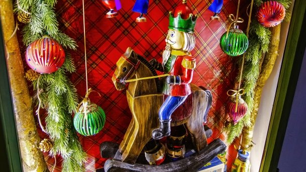 Konsulat Św. Mikołaja - zdjęcie 34