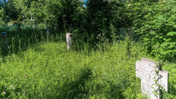 Cmentarz Wojenny - zdjęcie 16