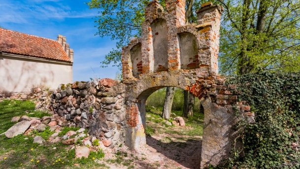 Kościół w Bezławkach - zdjęcie 4