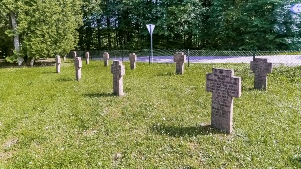 Cmentarz z I Wojny Światowej - zdjęcie 9