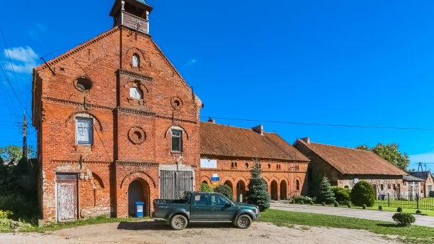 Stara Kuźnia z podcieniami - zdjęcie 2