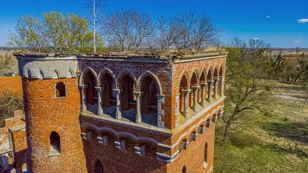 Pałac w Prosnej - zdjęcie 11