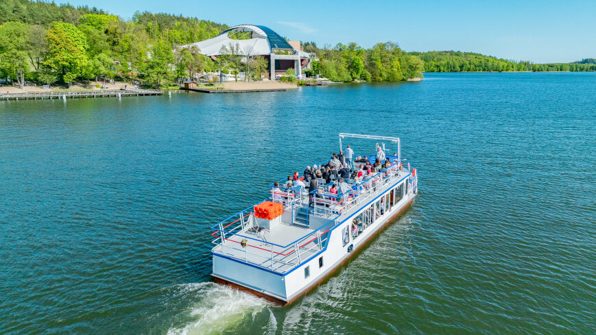Rejsy Wycieczkowe statkiem Feniks - zdjęcie 1