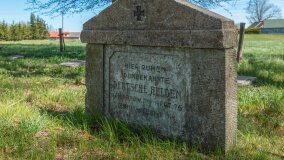 Cmentarz Wojenny z I w.ś. w Paprotkach - zdjęcie 14