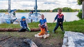 Pole Namiotowe koło Promu - zdjęcie 5