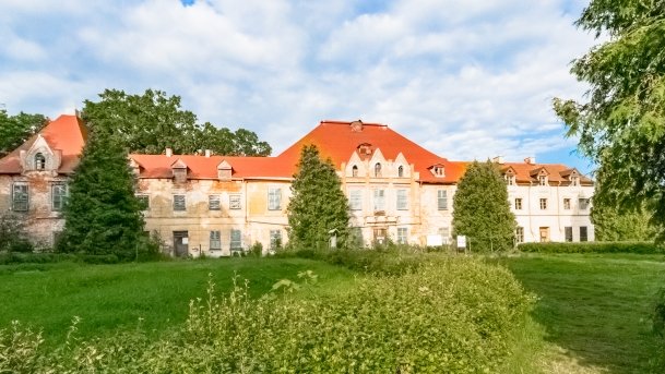 Pałac rodu Lenhdorffów - zdjęcie 12