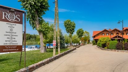 Przystań Jachtowa Hotel Roś
