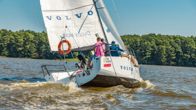 Szkoła Żeglarstwa Jeziorak Yacht Club - zdjęcie 17