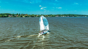 Szkoła Żeglarstwa Jeziorak Yacht Club - zdjęcie 7