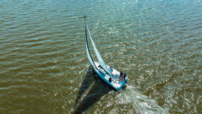 Szkoła Żeglarstwa Jeziorak Yacht Club - zdjęcie 3